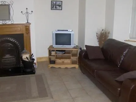Semesterbostad Superior Self Catering Parking